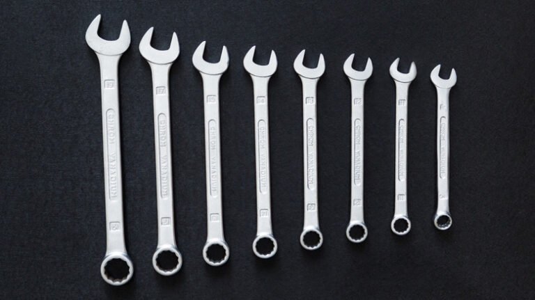 Adjustable Wrench Vs Combination Wrench
